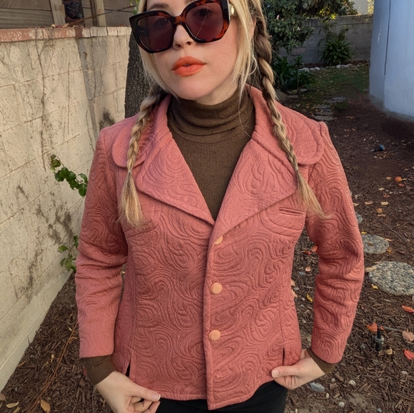 60s VTG Pink Textured Blazer - Picture 3 of 12